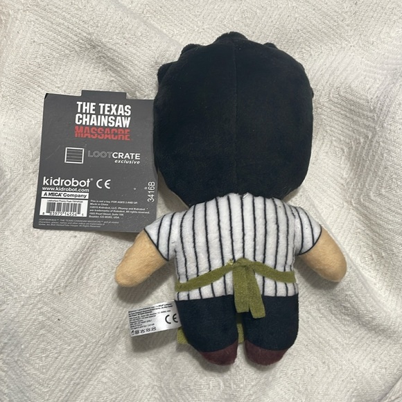 NWT LootCrate Exclusive The Texas Chainsaw Massacre Plush - Picture 2 of 2